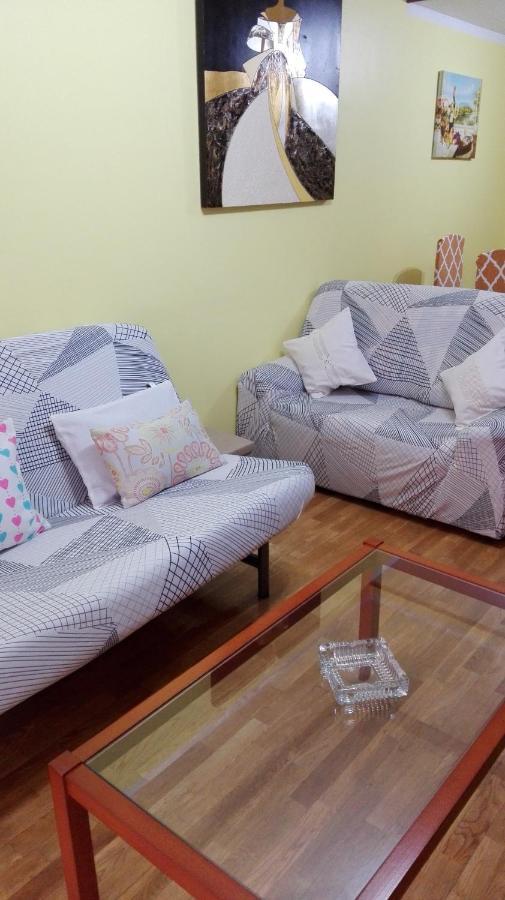 Ferienwohnung Amplio Loft Con Plaza De Garaje Onís Zimmer foto